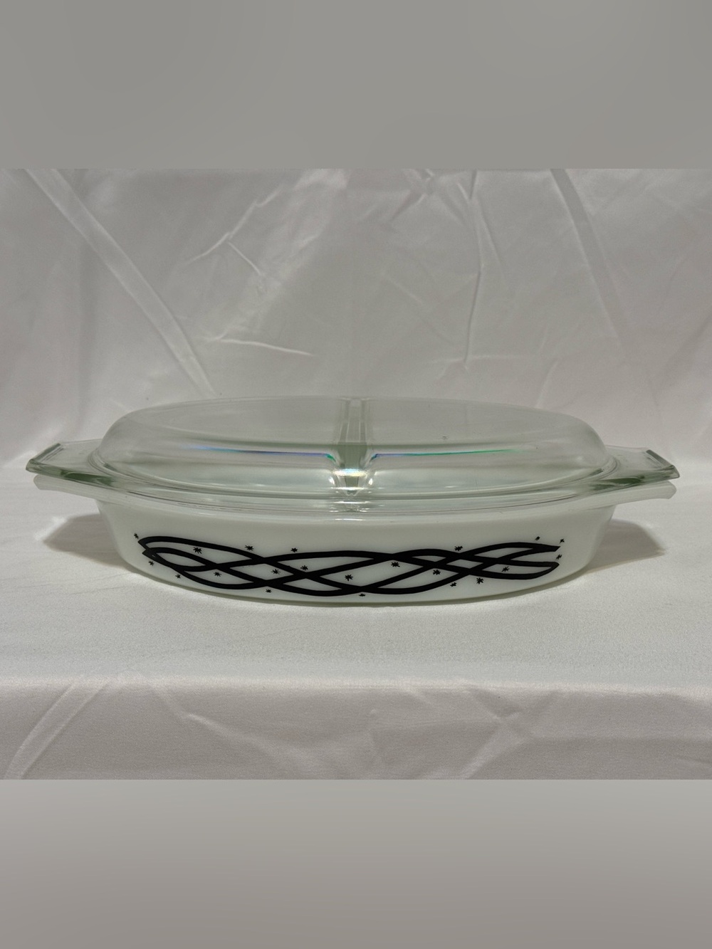 Pyrex Barbed Wire Divided Casserole Dish